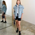 Pantaloncini ciclista: come abbinare giorno e sera | Amica