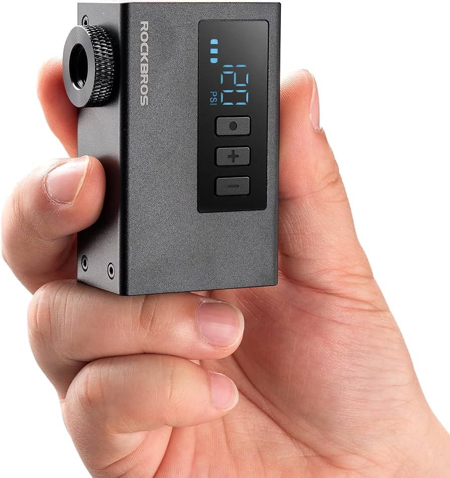 pompa-bici-elettrica-158hqo-1.jpg ROCKBROS Mini Pompa per Bicicletta Elettrica Portatile 120PSI Pompa Bici | con Valvole Presta e Schrader, USB Ricaricabile 420 mAh, Pompetta con Display Ideale per E Bike, MTB, Bici da Corsa e Palloni : - immagine 1