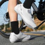 Scarpe Ciclismo Uomo Donna Scarpe da Bici Strada Leggere Compatibili con Pedali Peloton KEO Traspiranti con Tacchette Delta,Bianca,36 EU : Amazon.it: Moda